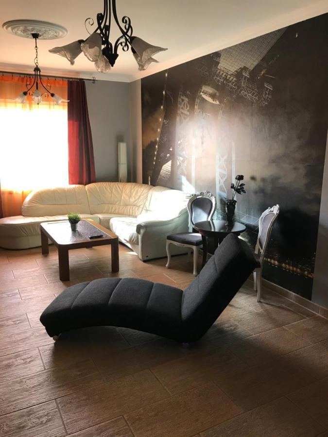 Eden Apartman Algyo Esterno foto