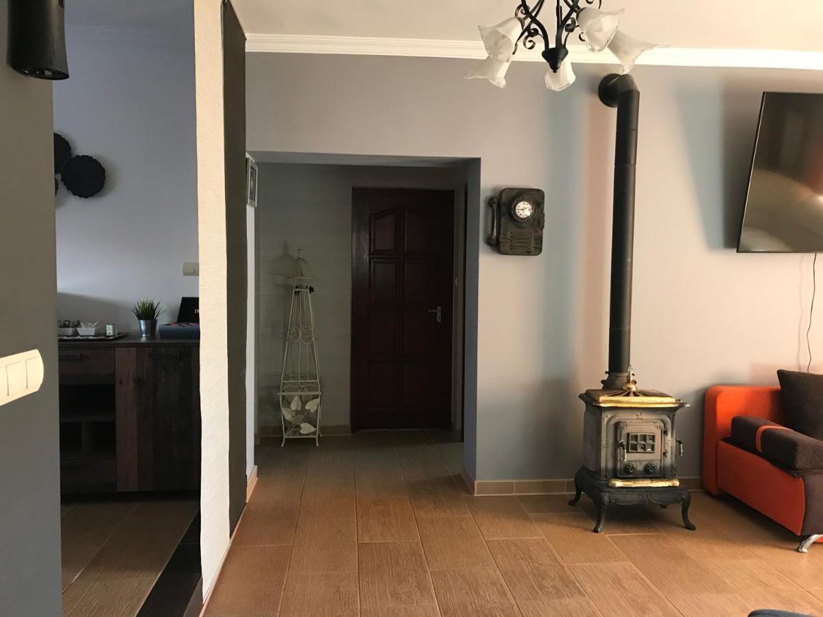 Appartamento Eden Apartman Algyo Esterno foto